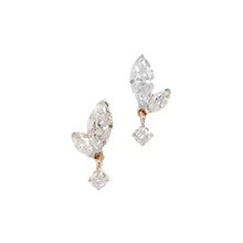 Load image into Gallery viewer, Beatrix Stud Earring in Gold
