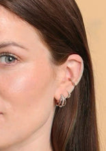 Load image into Gallery viewer, Orla Hoop Earrings in Gold
